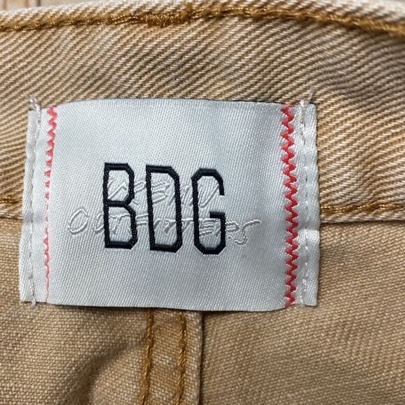 BDG Cheeky Shorts Neutral Tan Frayed - Picture 3 of 10